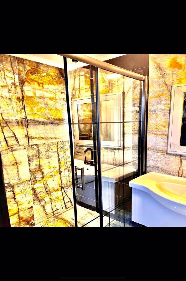 Balpetek Hotel Istanbul Bagian luar foto