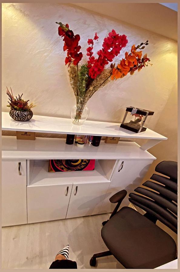 Balpetek Hotel Istanbul Bagian luar foto