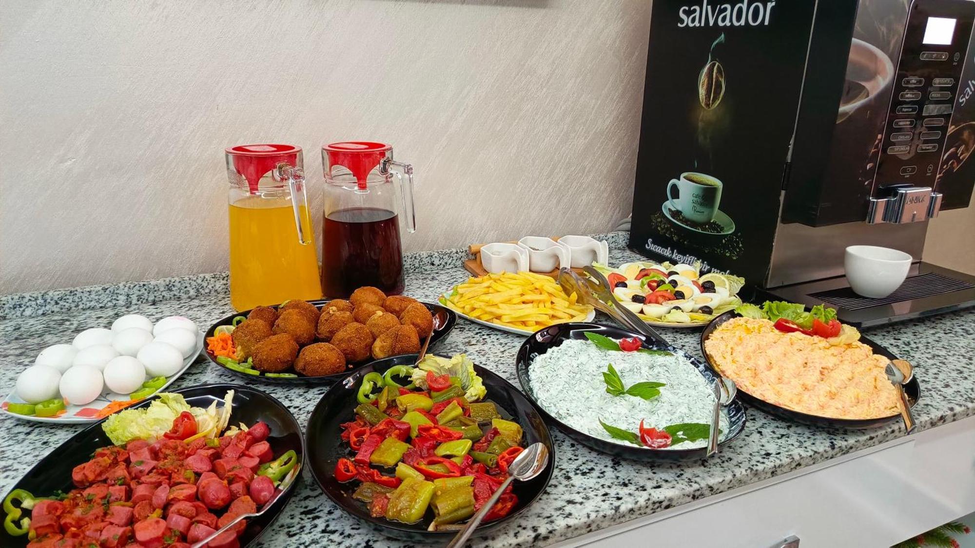 Balpetek Hotel Istanbul Bagian luar foto